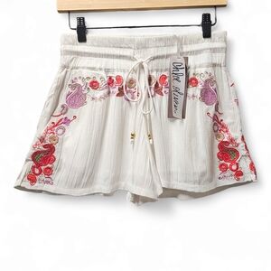 NEW Chloe Oliver Anthropologie 100% Viscose Embroidered Shorts Size Small